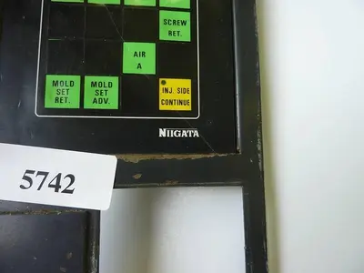 USED NIIGATA FACEPLATE