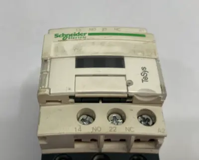 Used SCHNEIDER ELECTRIC TESYS CONTACTOR 3-POLE 9A PLC Contactors | Maverick Industrial Sales #1099131