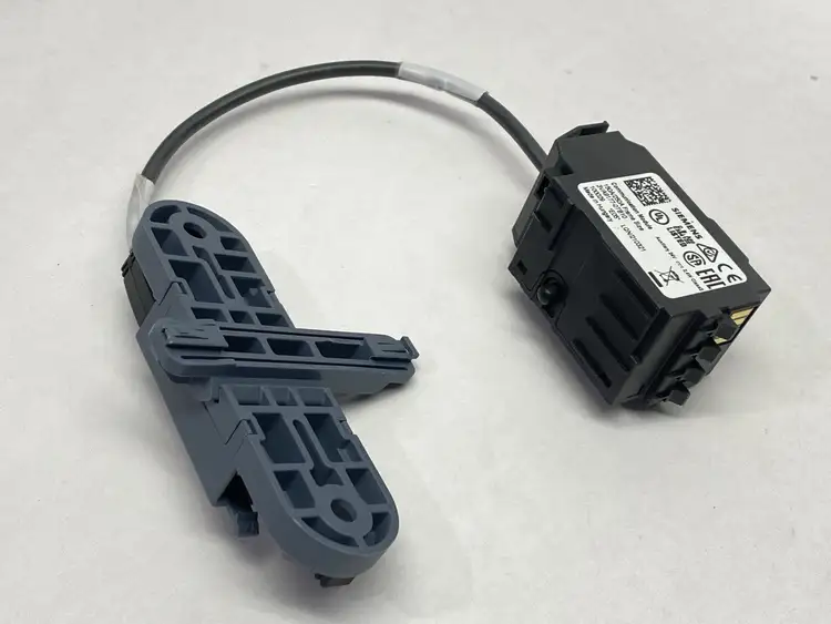 Used SIEMENS COMMUNICATION MODULE W/ 3VA9987-0TG10 T-CONNECTOR PLC Ethernet Equipment | Maverick Industrial Sales #1104507