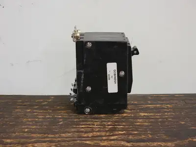 NEW SQUARE D QOB360VH