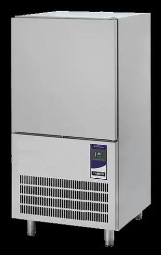 Trento 32″ Floor Model Blast Chiller with 10-Tray Capacity – 1.8 HP, 220 V, 1 Phase