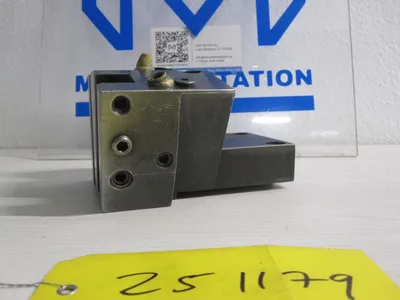 (As-Is)  BMT45 Half Index Dual OD Turning Holder 20mm Static Lathe 58 x 58 mm