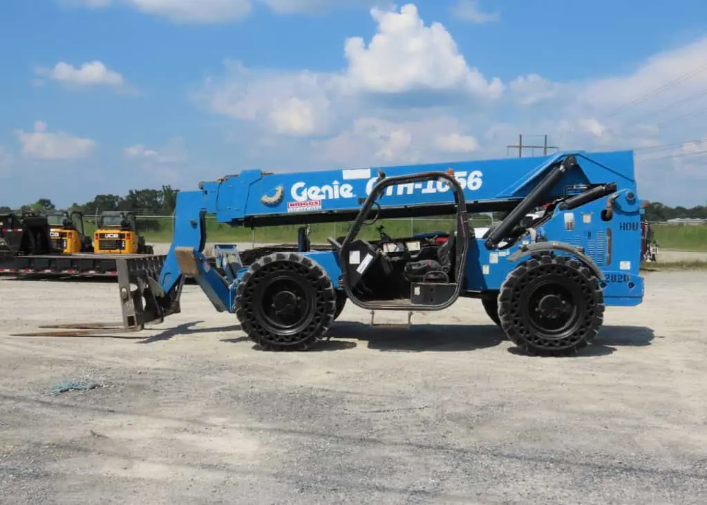 USED 2011 GENIE GH-1056
