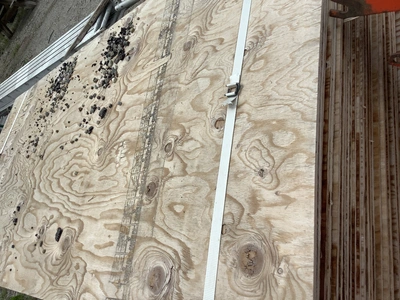 Stack of 8’x4’ plywood
