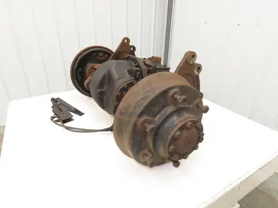 Hyster E60Z-33 Forklift Front Dual Wheel Drive Axle Assembly 6-Lug & Park Brake