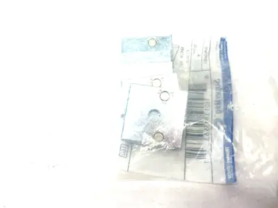 New | in-Stock Thomas&Betts Square Washer Magnetic Electro-Gal. Steel Hardware Washers Michigan US | Maverick Industrial Sales #1400535