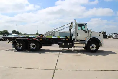 New | in-Stock 2026 INTERNATIONAL HX Rolloff Trucks Texas US | Roll Off Truck World #1491804