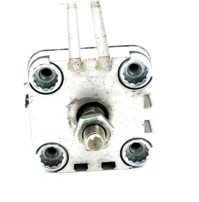 NEW FESTO ADVU-40-70-A-P-A PNEUMATIC CYLINDER ADVU4070APA