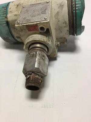Siemens D-76181 Absolute Pressure Transmitter/Sensor