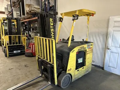 USED 2013 HYSTER E40HSD2