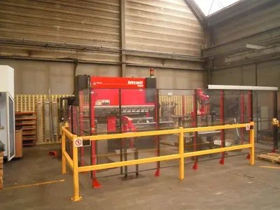 USED AMADA ASTRO 100T X 3220 CNC ROBOT BENDING CELL