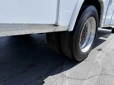 USED 2019 CHEVROLET W5500