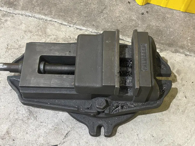 Used PALMGREN _UNKNOWN_ Vises Ohio US | Yoder Brothers machinery #144756