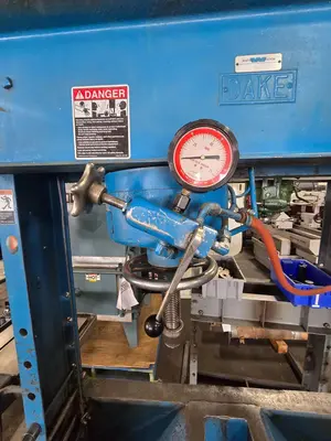 Used DAKE 906475 Hydraulic Presses Kentucky US | Aucto #565291