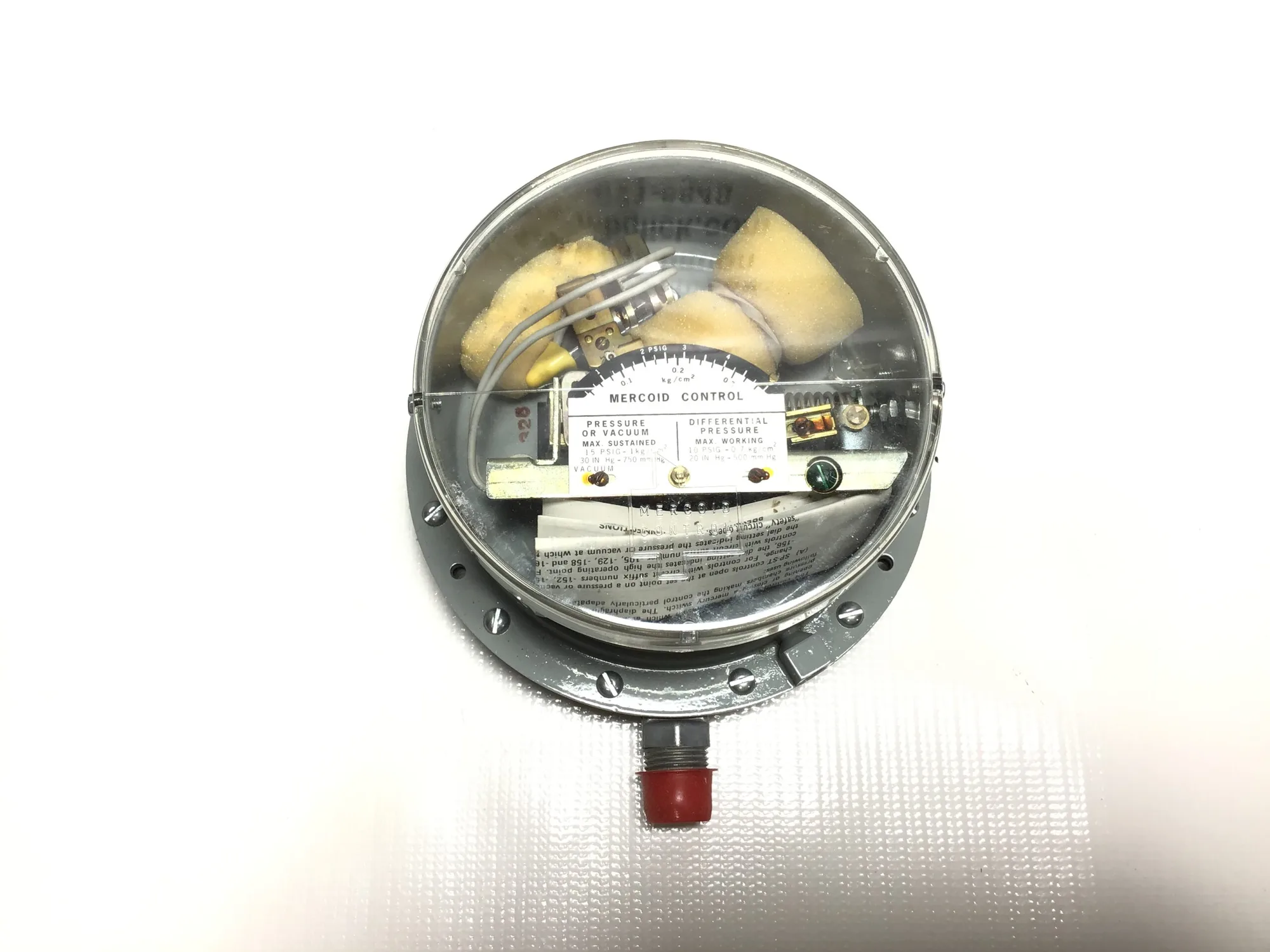 Mercoid Control PG-2-P2 Gas/Differential Pressure Switch 120-240V 1/6HP 3-6A