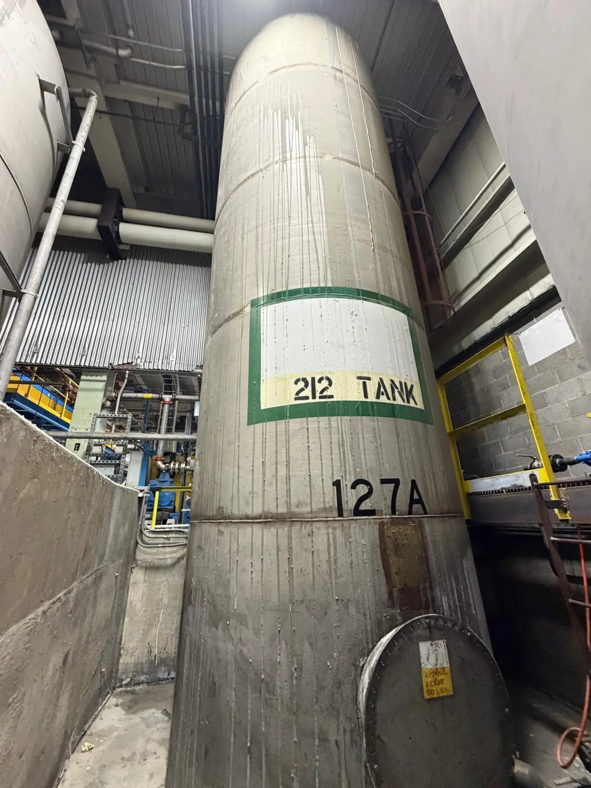Used 2017 TANK STAINLESS STEEL 8000 gallon Stainless Steel Tanks New Jersey US | Perry Equipment #1332536