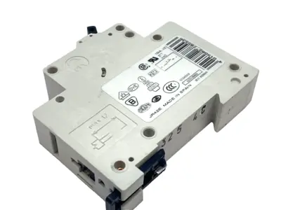 Used Eaton Moeller Miniature Circuit Breaker 1P 4A DIN Rail 278553 Circuit Breakers Michigan US | Maverick Industrial Sales #1394235