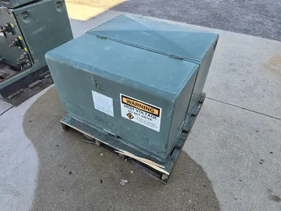 25 KVA Single Phase T&R Pad Mount Transformer 4160 GRDY 2400 to 240 120 IMP 2.0