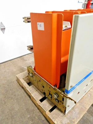 Used GE VB 7.2-500-3 Circuit Breakers Ohio US | Equipment Recovery Corp. #1330368