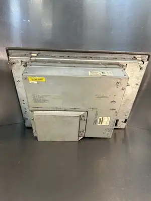 Siemens 6AV7803-0AC21-2AC0 SIMATIC PANEL PC 677 15" KEY (1.3.2)
