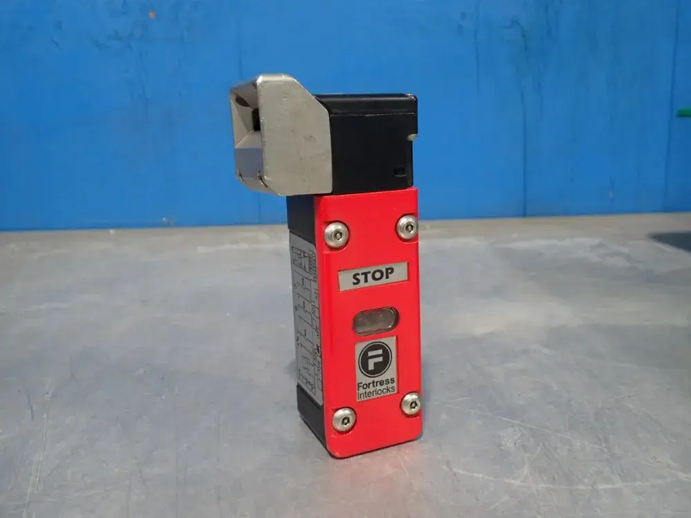 Fortress Interlocks Safety Interlock Switch