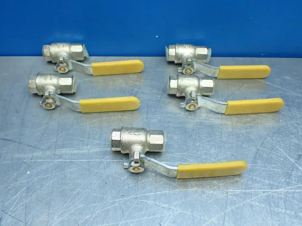 Unknown Five 1/4" Ball Valves - 1/4-600