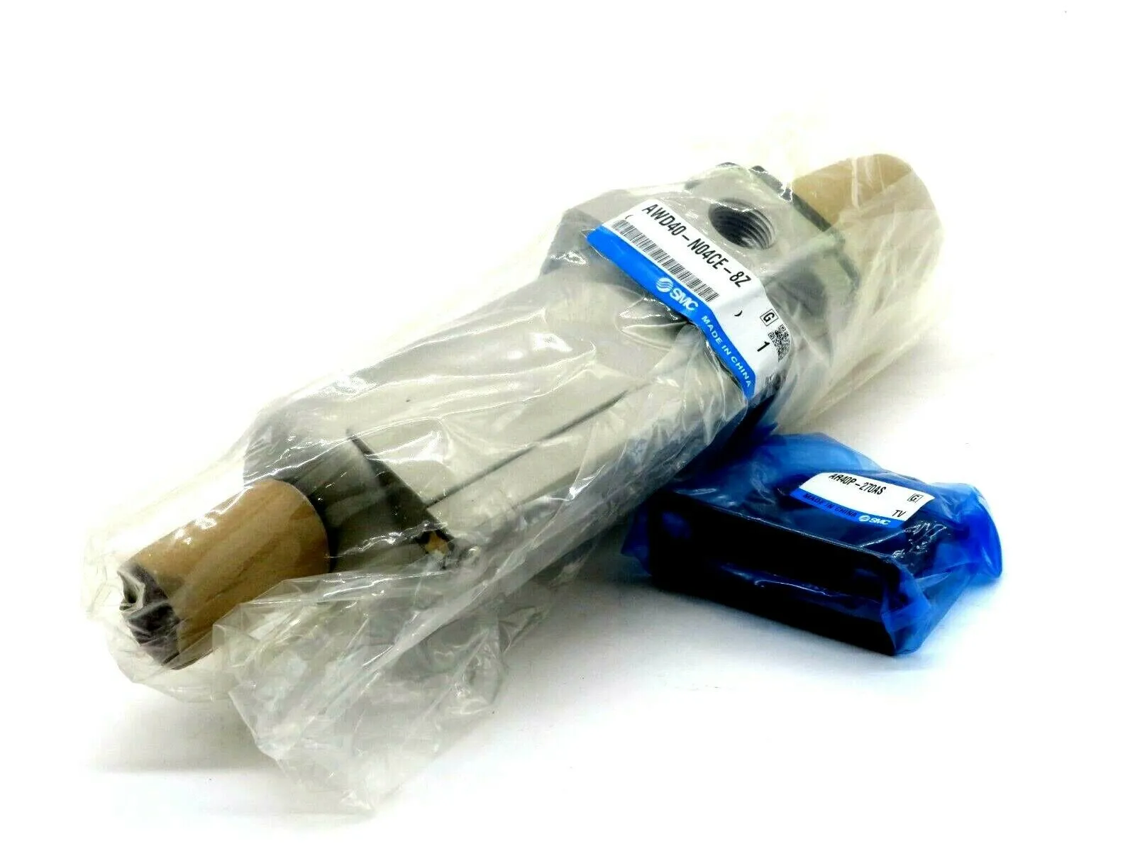 NEW SMC AWD40-N04CE-8Z MICRO MIST SEP REGULATOR AWD40N04CE8Z