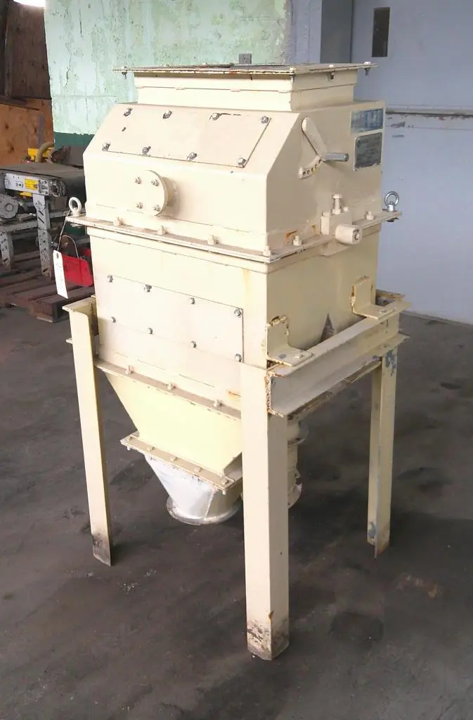 USED HITACHI METALS, LTD 3050