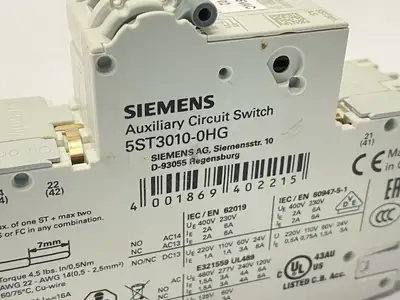 5SJ4106-7HG41 | Siemens  Miniature Circuit Breaker 1-Pole 6A 240V w/ 5ST3010-0HG - Used