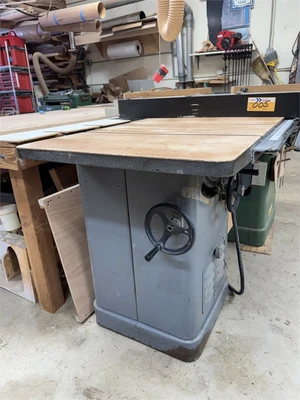 Used DELTA _UNKNOWN_ Woodworking Table Saws California US | MachineryMax #1288161