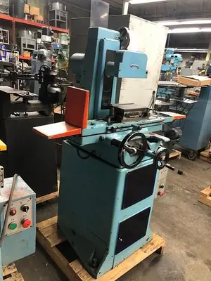 Freeport Hand Operated 6″ x 18″ Surface Grinder, Model SGS618