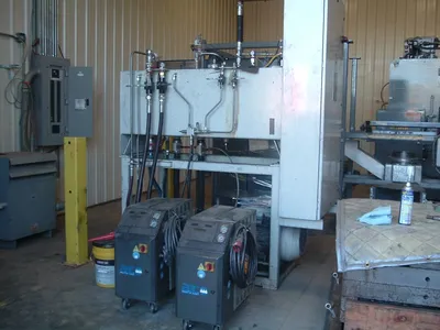 2016 LMG 300 Ton Compression Molding Press | Kempler Machinery (10)