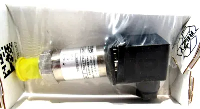 NEW BD SENSORS 30.600 G-2502-R-1-8-100-300-2-1-000 PRESSURE SENSOR 30.600 G