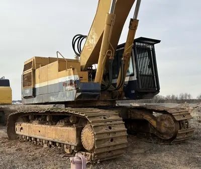 Used 1993 KOMATSU DRESSER PC650LC-5 Crawler Excavators New Jersey US | Proxy Equipment #1381694