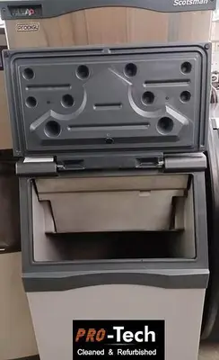 Scotsman 530 lb ice machine