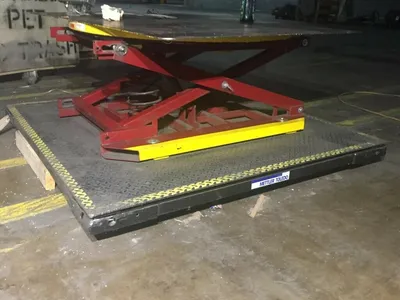 Used METTLER TOLEDO 60 X 60 X 5000 Platform Scales West Virginia US | Cooper Industries #1409272
