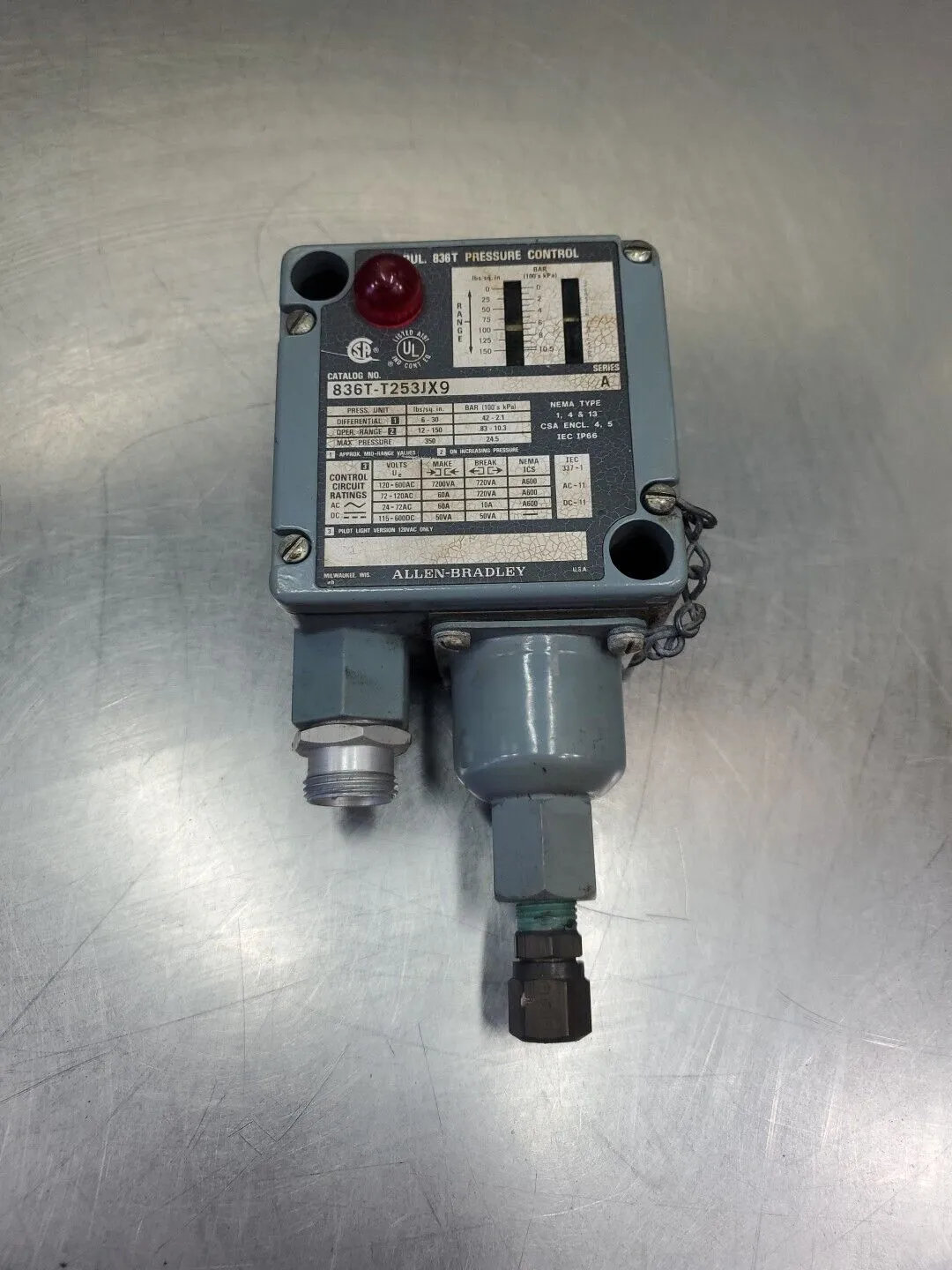 Allen-Bradley 836T-T253JX9 Ser A Bulletin 836T Pressure Switch. 6E-2