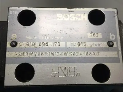 USED BOSCH 0 810 090 173