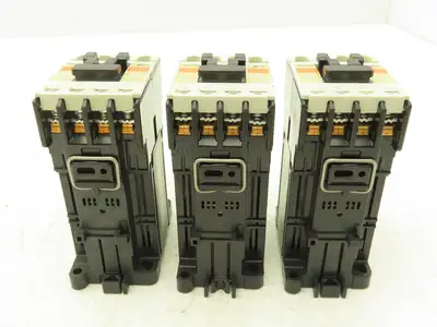 Fuji Electric SH-4/G Contactor Relay 600VAC 1.2A 24VDC Coil 4NO Lot of 3