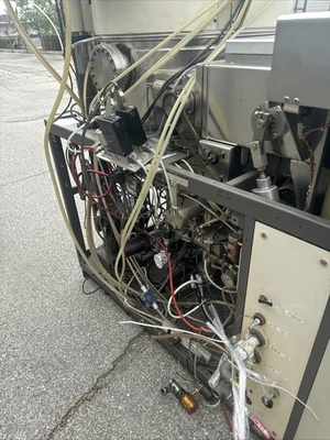 Used Perkin-Elmer 4410 Vacuum Coating California US | Davliegogo LLC #1706841
