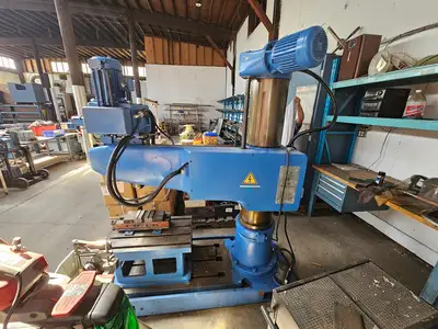 Used 2017 KAO MING KMR-1100S Radial Drills British Columbia CA | Lenmark #408841