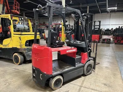 Used 2016 RAYMOND 4750C60 4-Wheel Sit down Electric Counterbalance Forklifts Illinois US | Somerset Equipment Sales #1546131