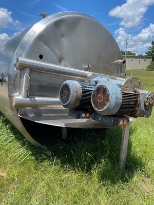 USED Cherry Burrel 4000 Gallon