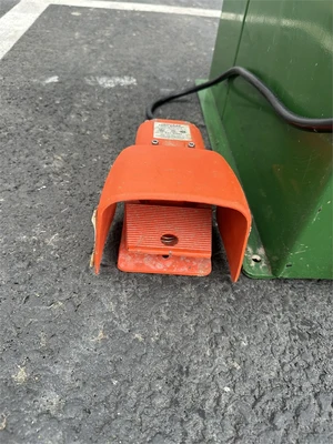 Used CASTLE _UNKNOWN_ Pocket Hole Machines California US | MachineryMax #1373275