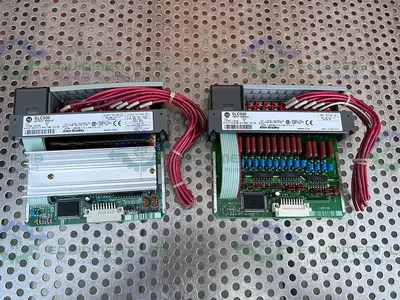 USED ALLEN BRADLEY SLC 500 1746-P1 PROCESSOR UNIT W/ 1747-L532, 1746-NT4 MODULES