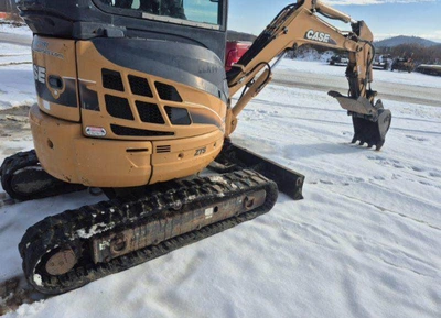 CASE CX27 Mini Excavator | Iron Listing (3)