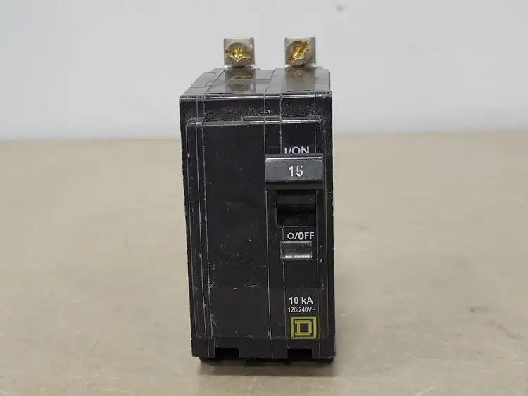 Used SQUARE D QOB215 Switchgears British Columbia CA | Lenmark #238503