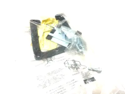New | in-Stock HOFFMAN QUICK-RELEASE FLAT PLATE SEALING KIT FOR WIREWAY Miscellaneous MRO | Maverick Industrial Sales #1121844