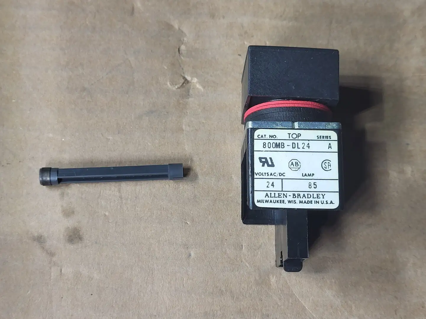 NEW ALLEN-BRADLEY 800MB-DL24