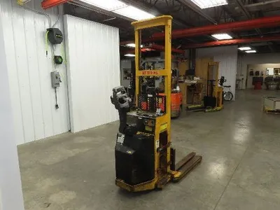 Big Joe PDI-24-A6 Walk Behind Pallet Lift Truck 2000lbs 24V Straddle Stacker